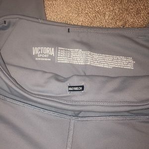 Victoria secret leggings cropped